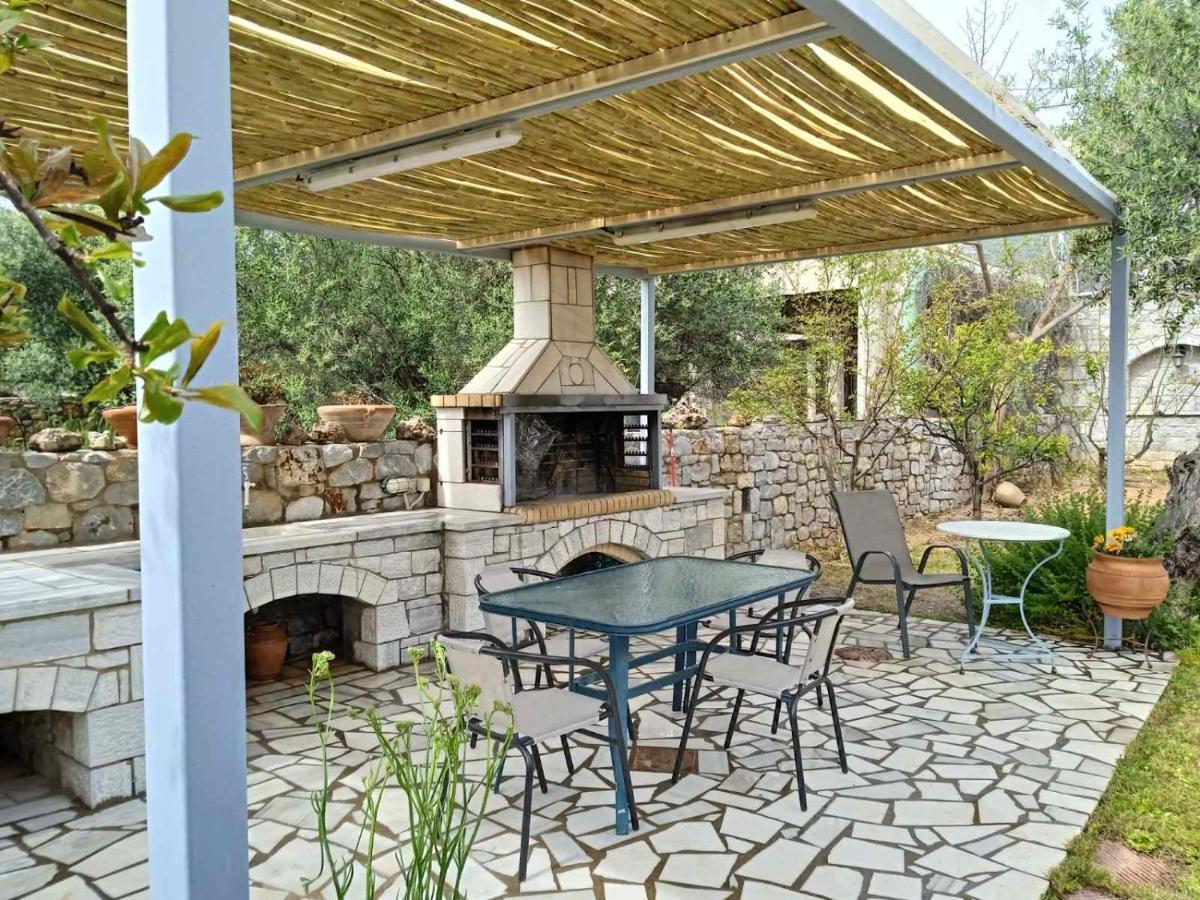 Atha-Tina:Traditional Stone Homes Agios Nikolaos  Exterior foto
