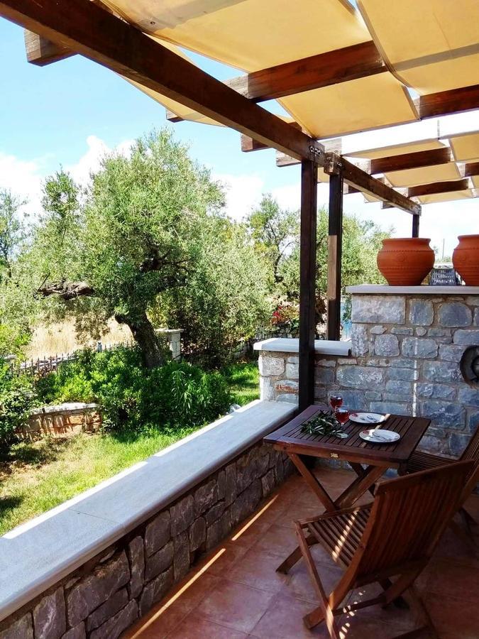 Atha-Tina:Traditional Stone Homes Agios Nikolaos  Exterior foto